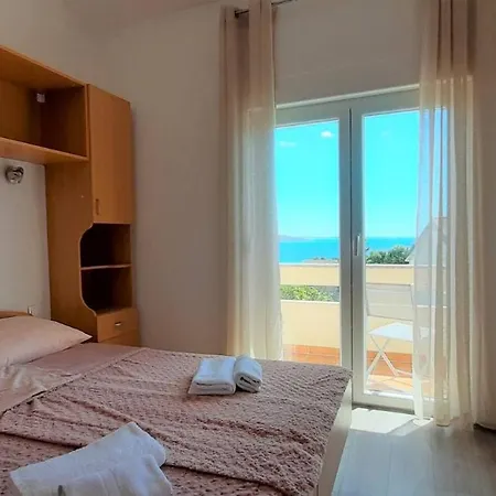 Affittacamere Helena Close To Krk Town