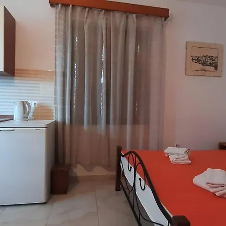 Affittacamere Helena Close To Krk Town