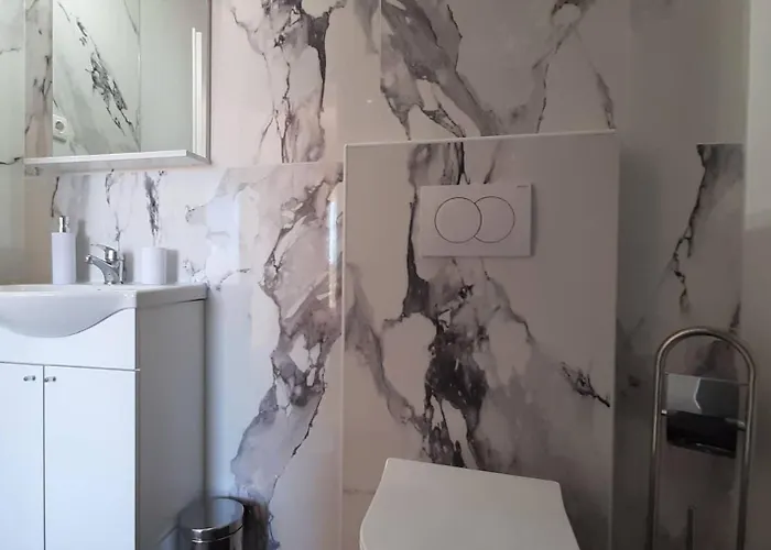 Vendégház Helena Close To 3*