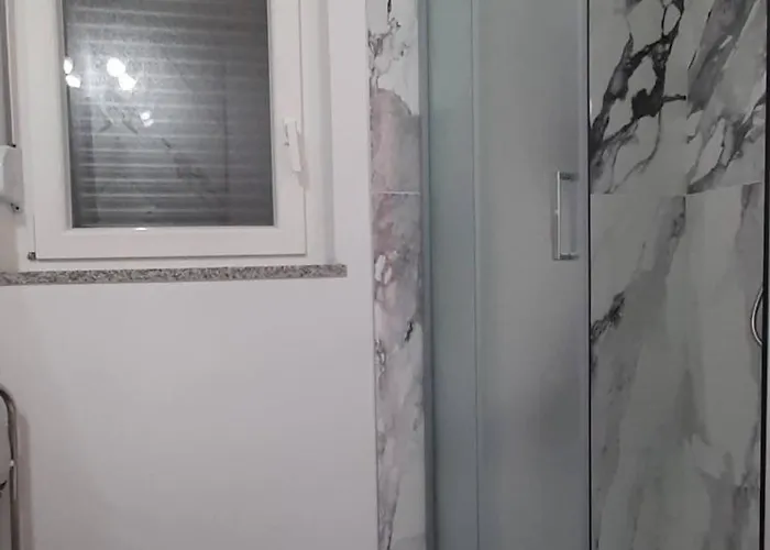 Helena Close To Vendégház Krk Town