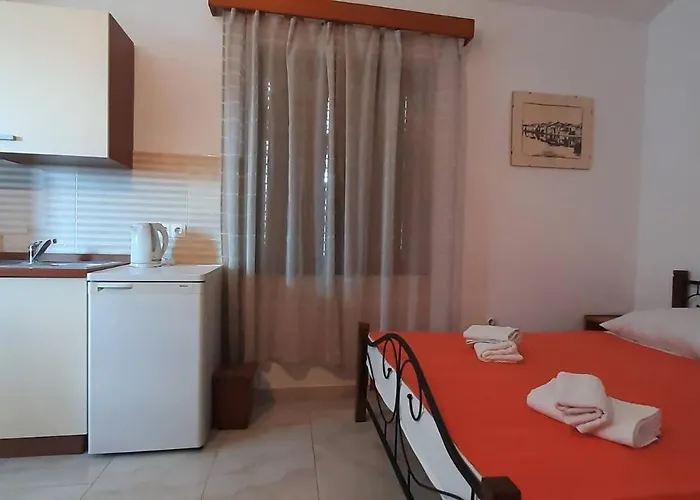 Vendégház Helena Close To Krk Town