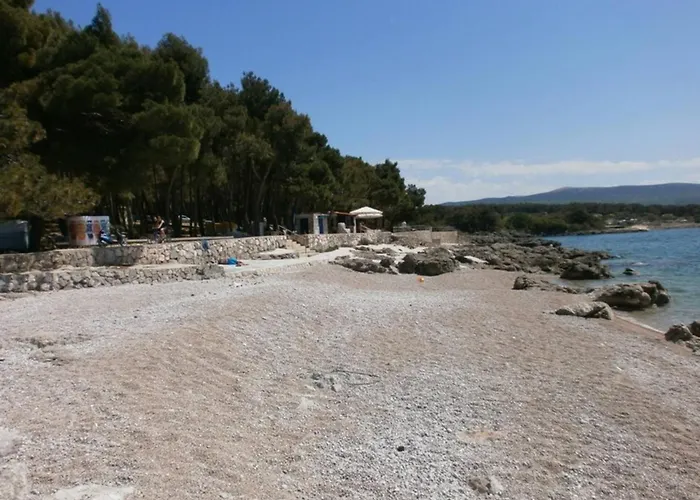 Pensjonat Helena Close To Krk Town